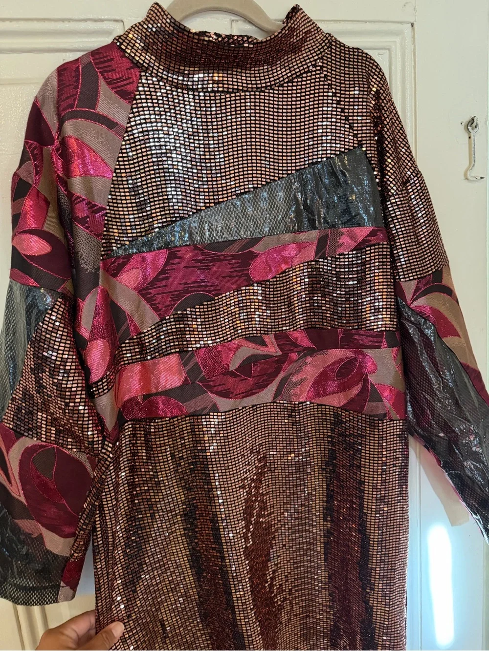 Stunning custo Barcelona patchwork Sequin dress in rose gold and Pink size 6 nwt